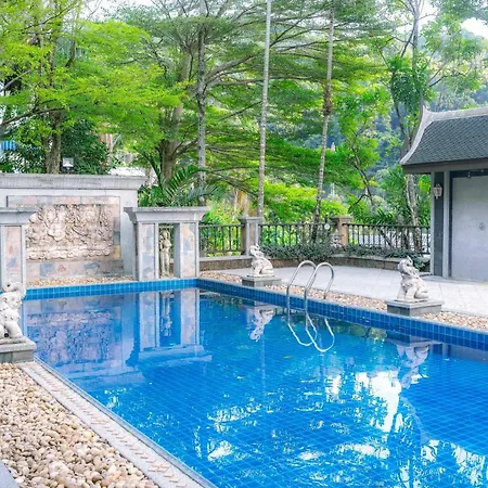 Lawootrip Villa Patong ภายนอก รูปภาพ